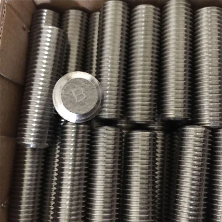 Baut Stud L7M